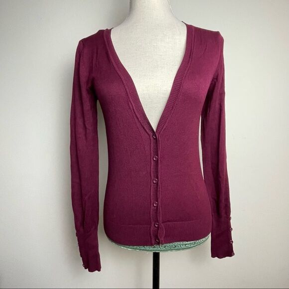 Ambiance Solid Maroon Burgundy V Neck Button Down Sweater Long Sleeve size M - Picture 10 of 10